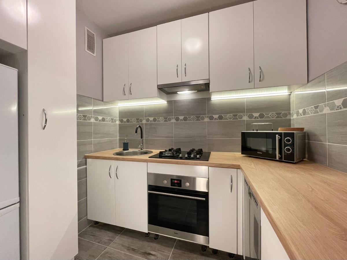 Apartament Przy Atrium, Stacja Metra Rondo Onz Варшава Экстерьер фото